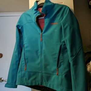 Wind shield Patagonia jacket